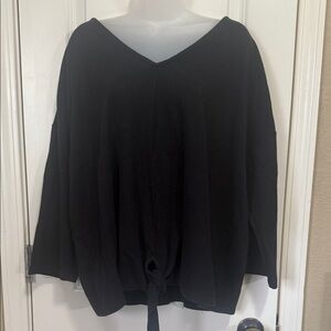 Old Navy black V Neck top size XXL